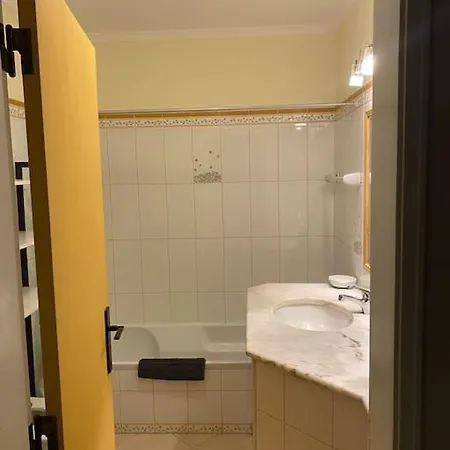 Apartment Charming Two Bedroom