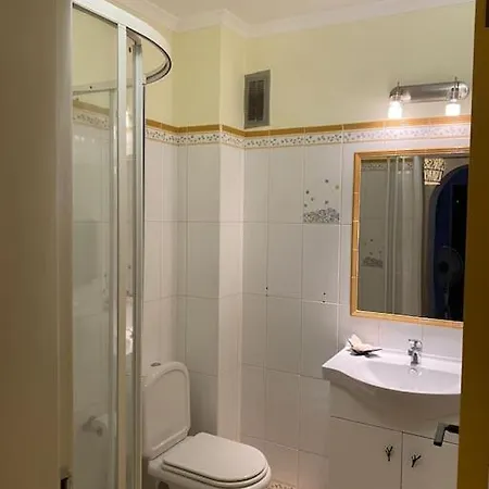 Charming Two Bedroom Appartement *