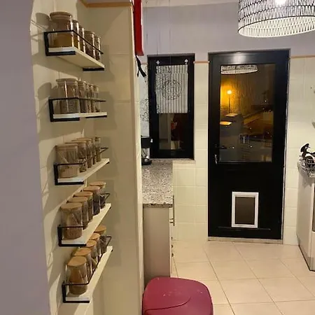 Apartment Charming Two Bedroom *