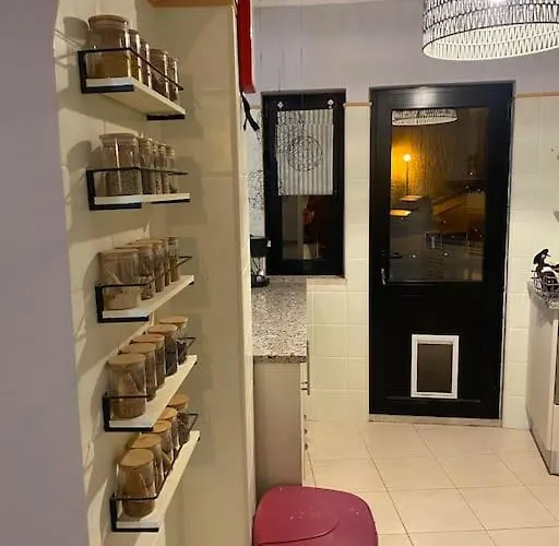 Appartement Charming Two Bedroom *